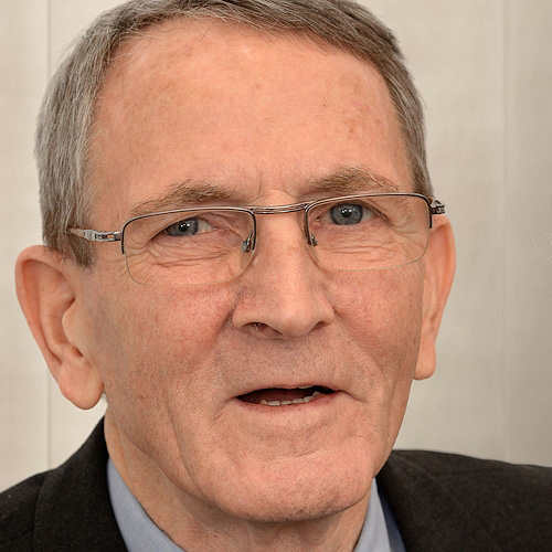  Peter Arens